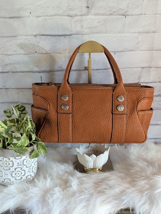MICHAEL Michael Kors Handbags - Vintage MICHAEL Michael Kors Classic Tan Leather Tote Bag